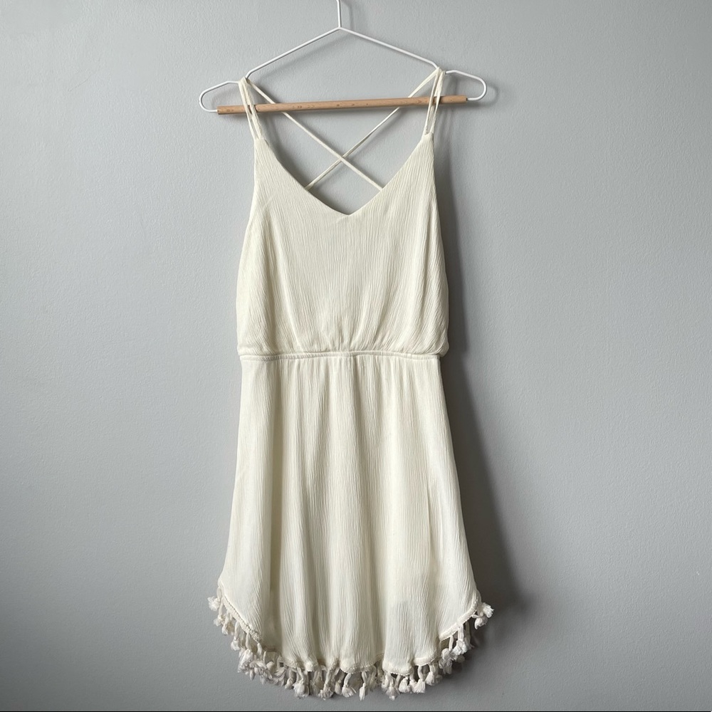 SOIÉBLU Creped Mini Dress with Tassel Hem Size Medium
